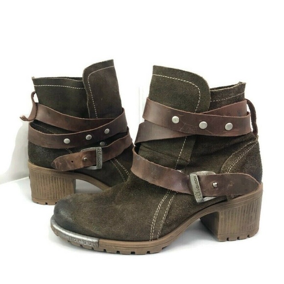 Lok Rug Ankle Boots Brown Block Heel 